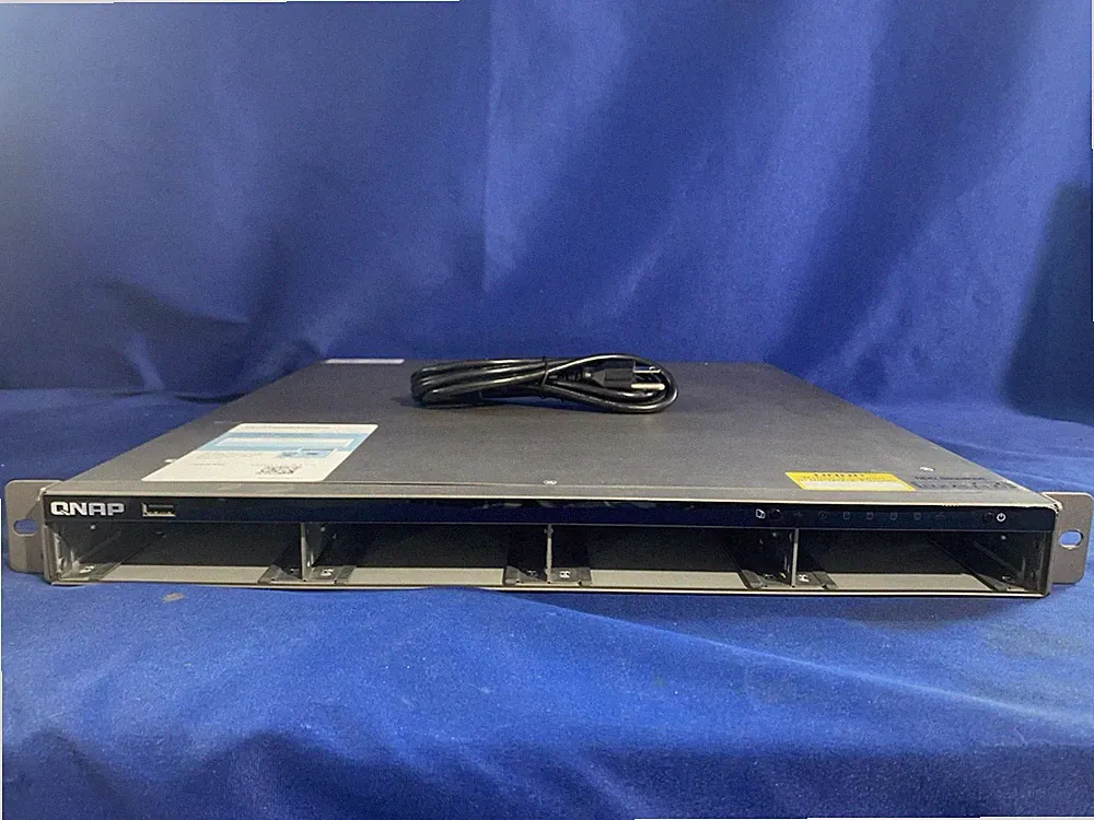 QNAP TS-453U 4-Bay Network Attached Storage System NAS - No Hard Drives /Caddies